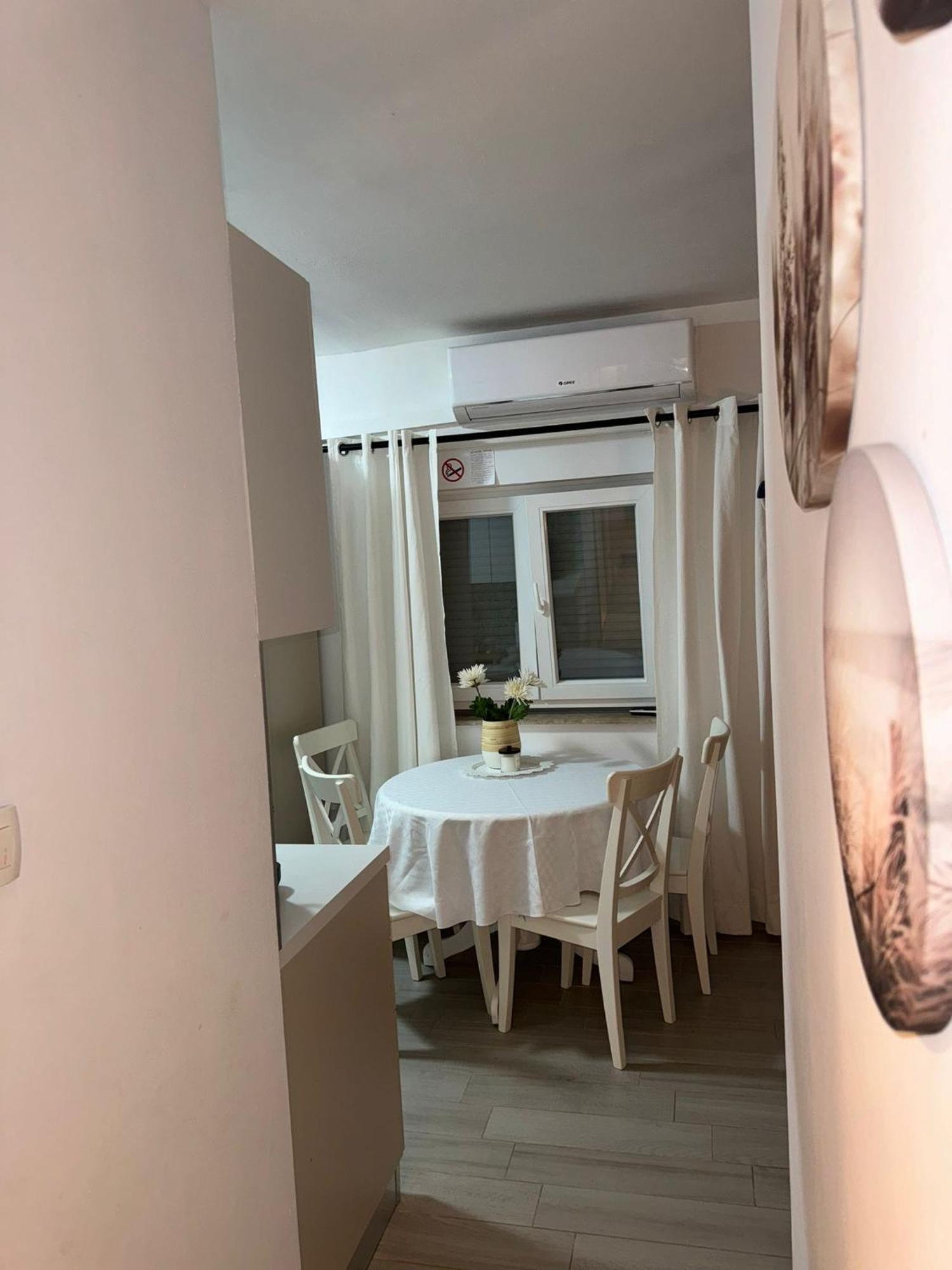 Apartman Dukic Okrug Gornji Esterno foto