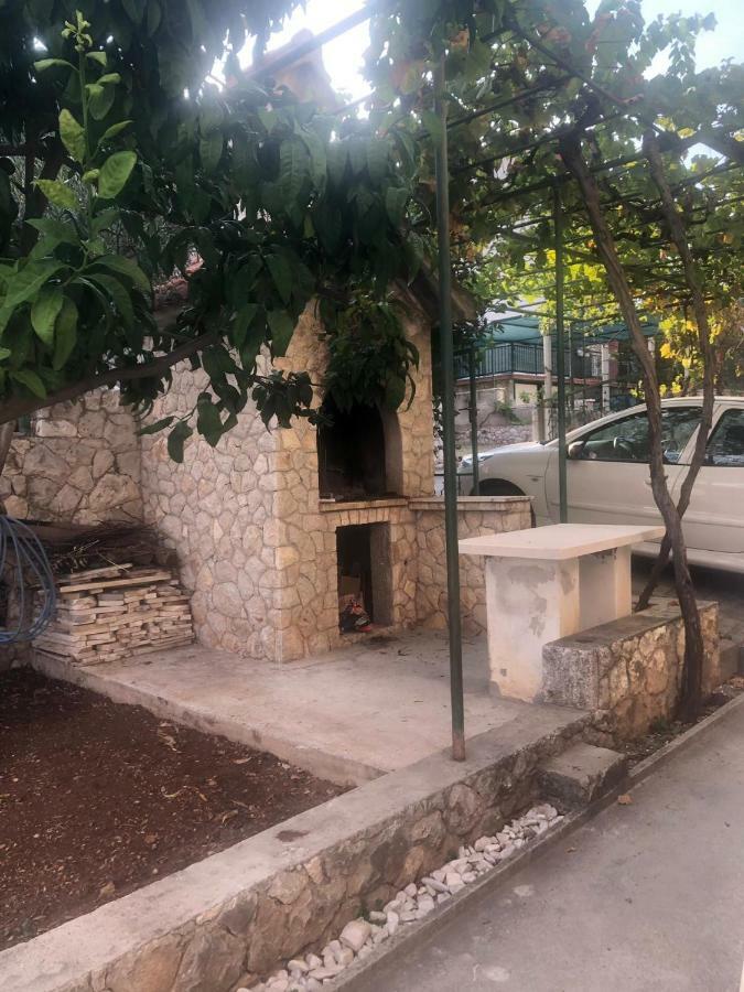 Apartman Dukic Okrug Gornji Esterno foto